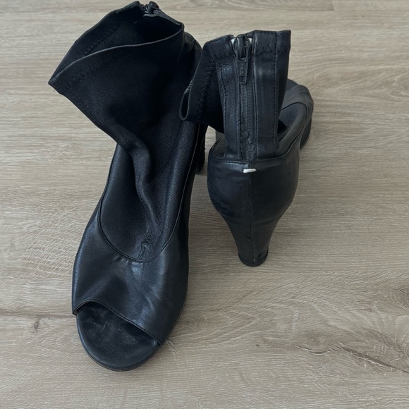 Maison Margiela Peep Toe Sandal - Picture 1 of 6